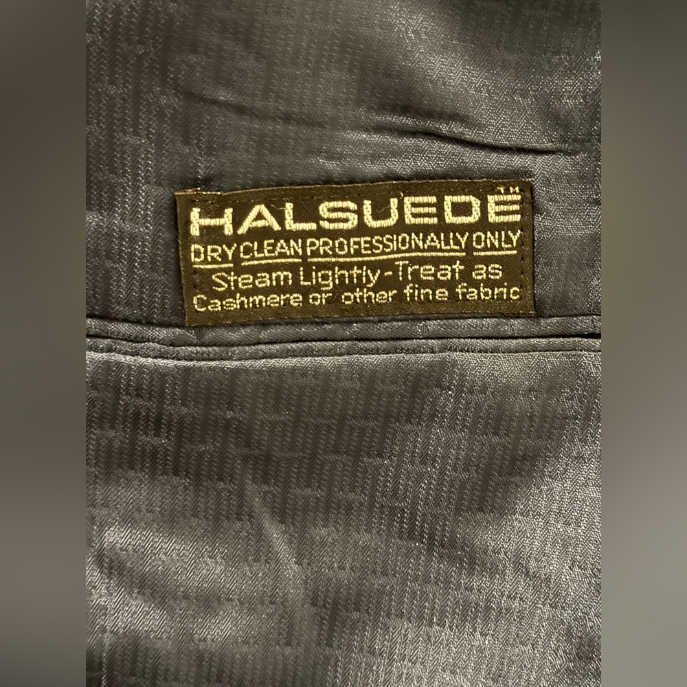 Halston Vintage Women’s Suede Halsuede Navy Blazer with Gold Buttons Size L - Picture 6 of 7